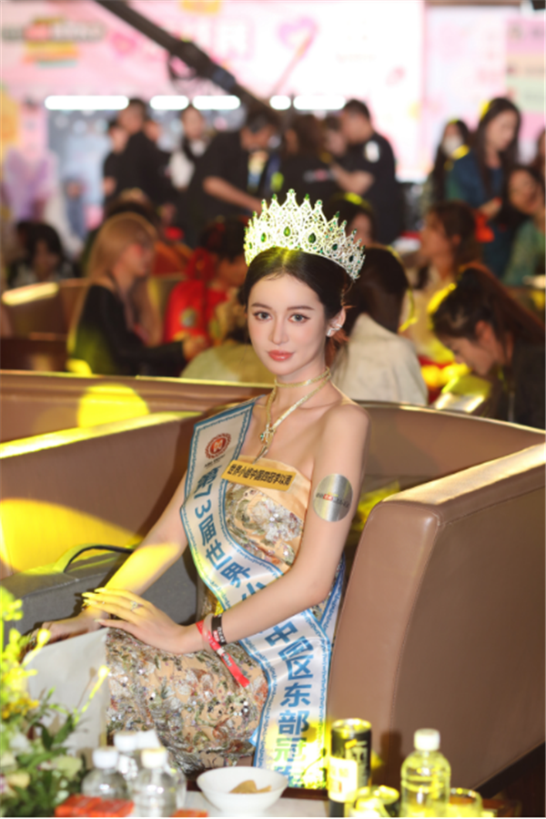 以星光为引共赴璀璨征程—洲洲文化传媒与获奖佳丽的双向奔赴(图4)